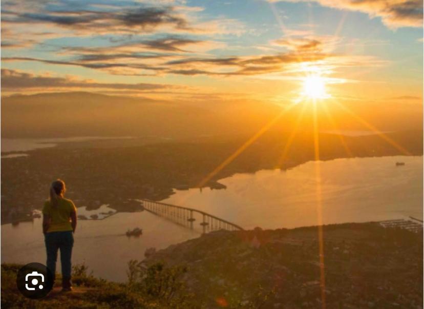 Apartmán Rom Sentralt I Tromsø Exteriér fotografie